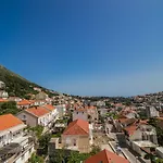 Lukas Central Apartment - Digital Nomads Friendly